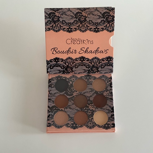 ✨SALE✨ NEW Beauty Creations Palette - Picture 3 of 5